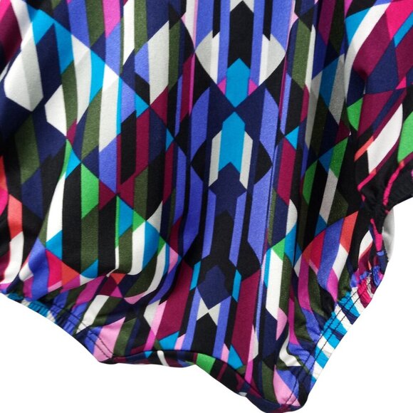 Longitude Geometric One Piece Slimming Lined Swimsuit Size 8 Shelf Bra Black - Picture 8 of 11